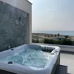 Sea Pearl Seaview - Oriana *