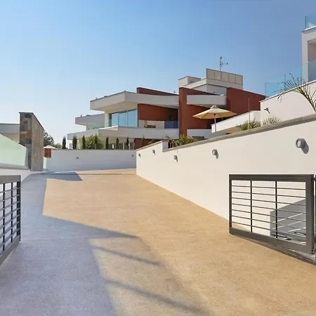 Vila Sea Pearl Seaview - Oriana *