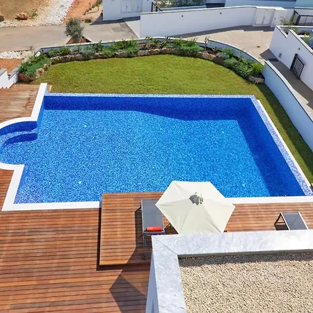 Sea Pearl Seaview - Oriana Villa