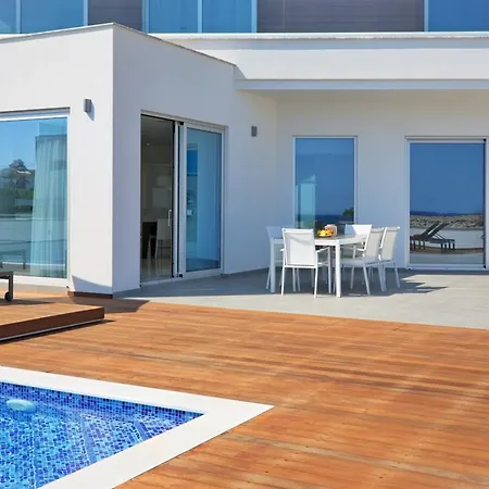 Sea Pearl Seaview - Oriana *